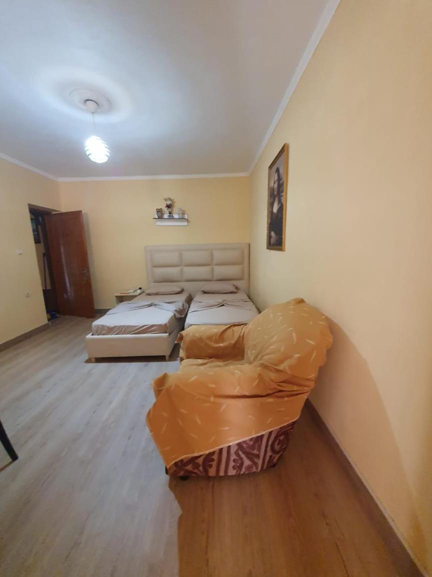 Mona'S Apartments Sarandë Zimmer foto